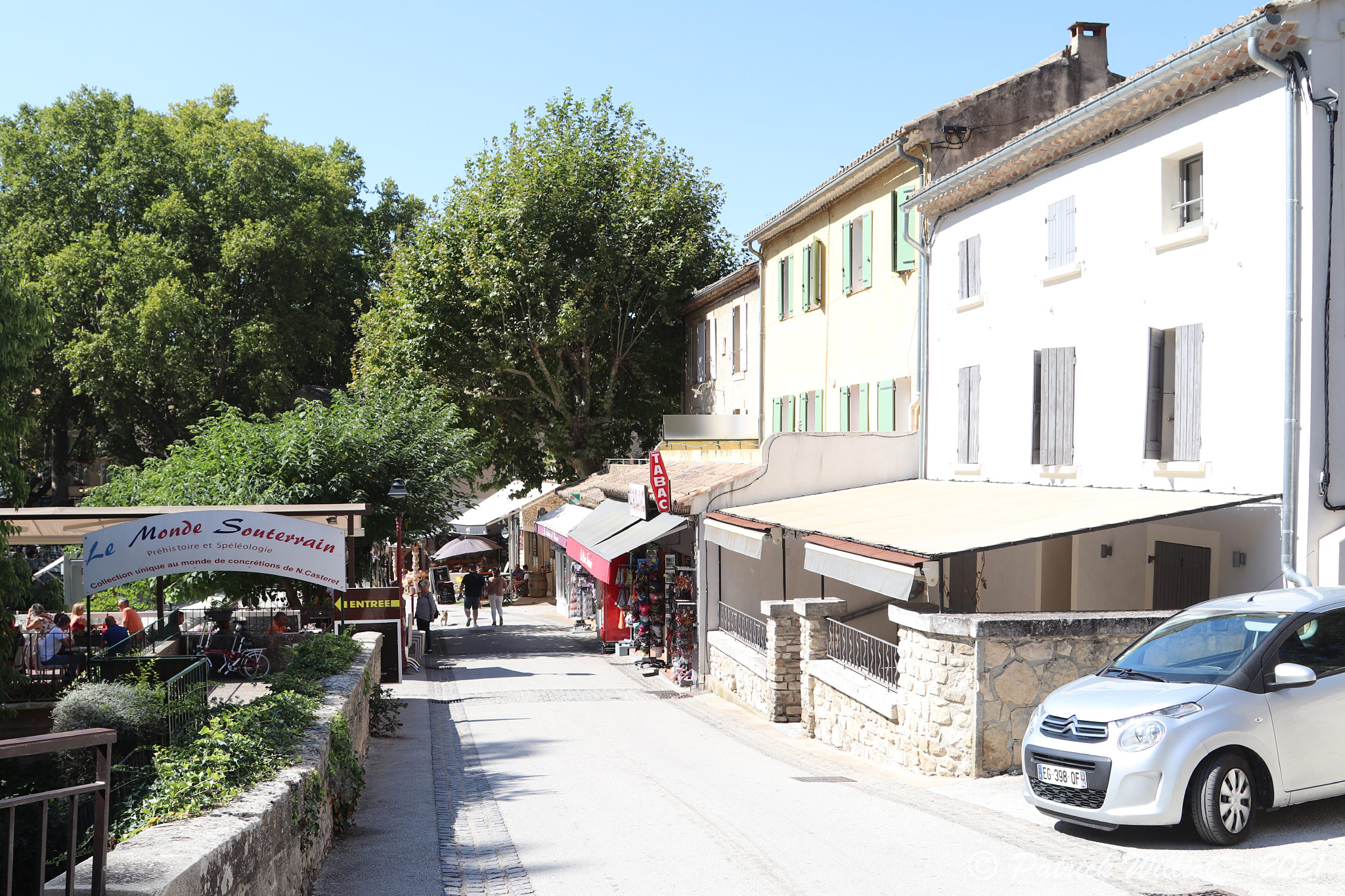 Fontaine-de-Vaucluse, Isle-sur-la-Sorgue